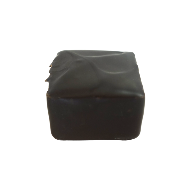 Cassis-Marzipan-Praline vegan